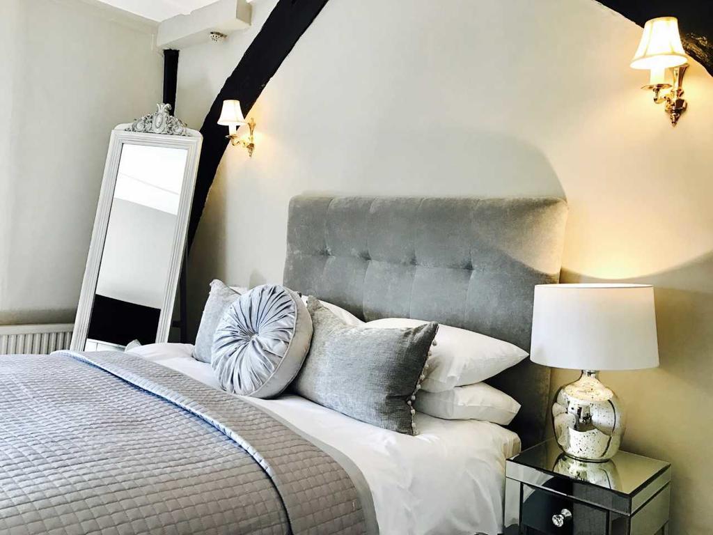 The Star And Eagle Hotel Goudhurst Buitenkant foto