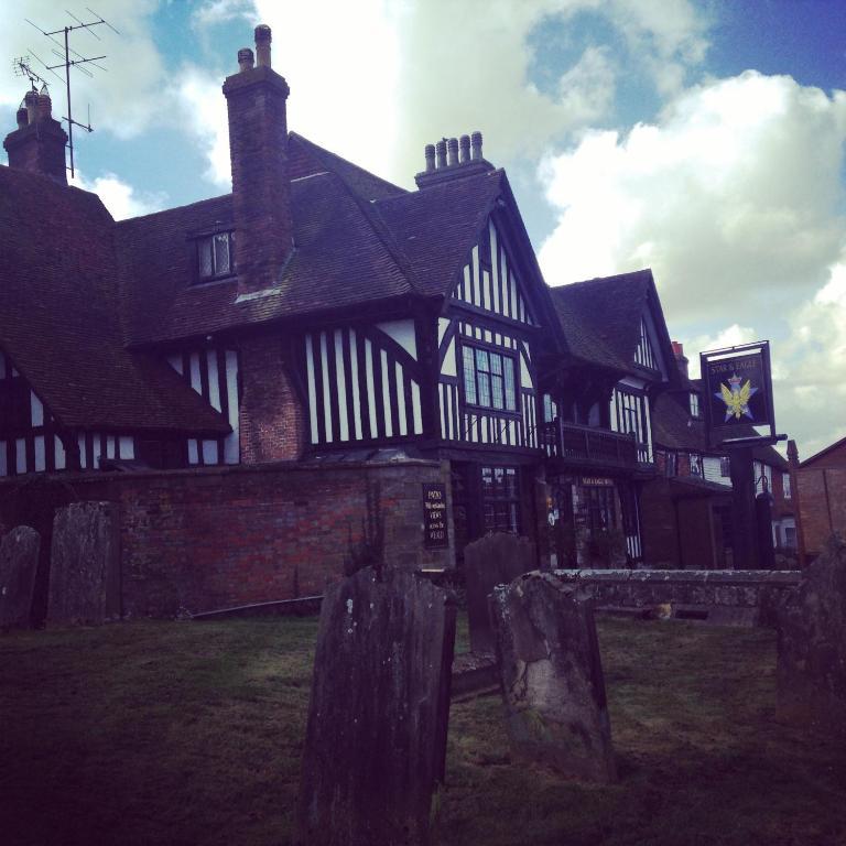 The Star And Eagle Hotel Goudhurst Buitenkant foto